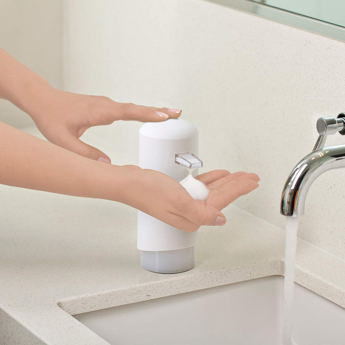 Better Living Products 70250, Matte White Dispensador de jabón de Espuma, sin tamaño