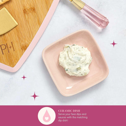 Paris Hilton - Juego de mesa de charcutería y servir, tabla de servir de bambú, plato de cerámica, utensilios de queso con cuchillas revestidas de titanio, juego de 6 piezas, color rosa
