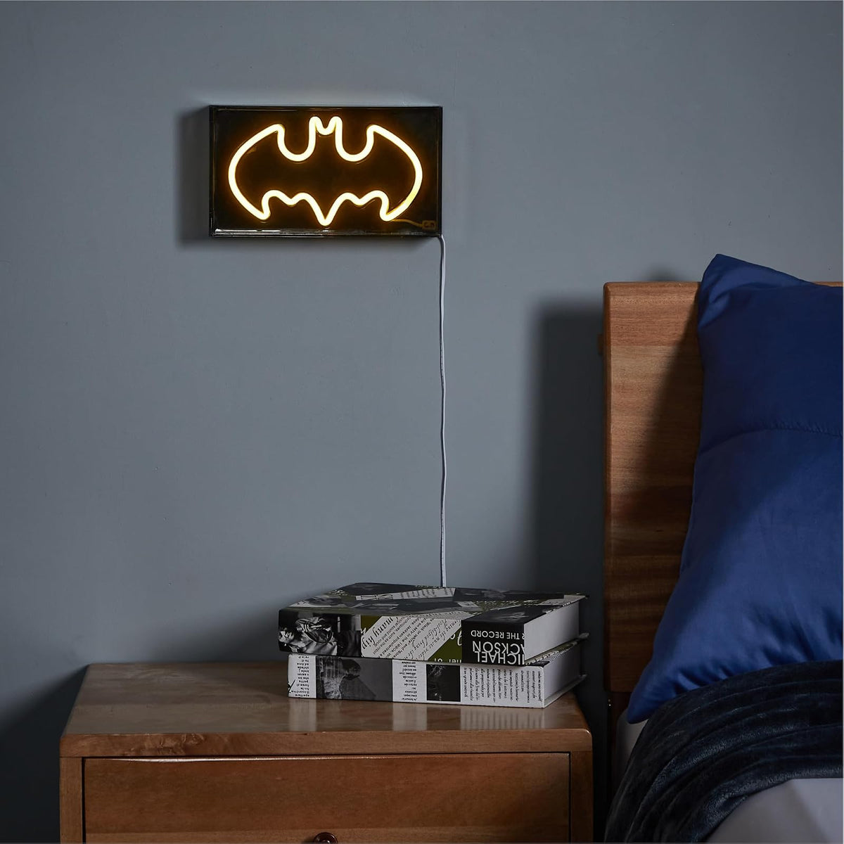 DC Comics Batman - Letrero acrílico de neón con luces para pared o mesa, 9 pulgadas de ancho x 5 pulgadas de alto x 1.8 pulgadas de profundidad