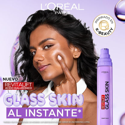 L’Oréal Paris Revitalift Glass Skin Sérum Ligero Hidratante con Ácido Hialurónico, Vitamina C y Niacinamida. EFECTO GLOW AL INSTÁNTE. Para todo tipo de piel/piel mixta a grasa.