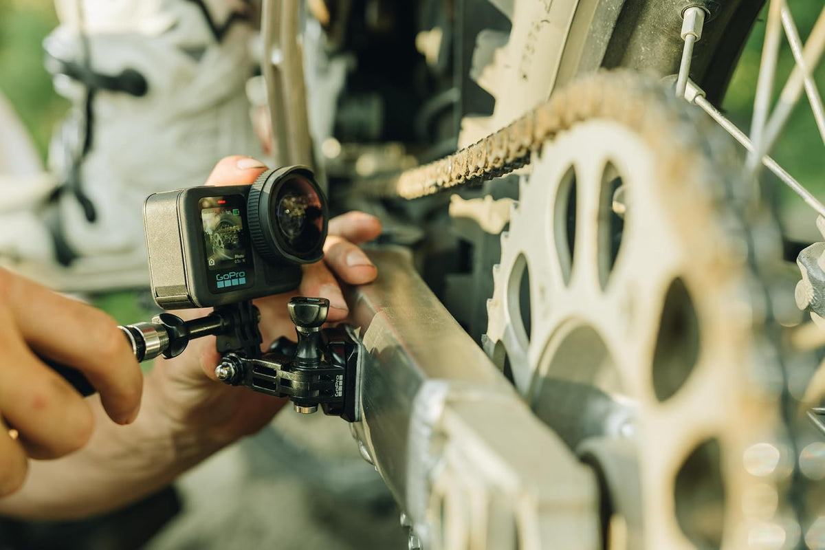 GoPro Monturas adhesivas curvas y planas compatibles con todas las cámaras (Accesorio oficial GoPro)