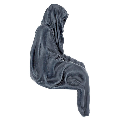 Design Toscano Reaping Solace: La Enredadera Sentado Estatua