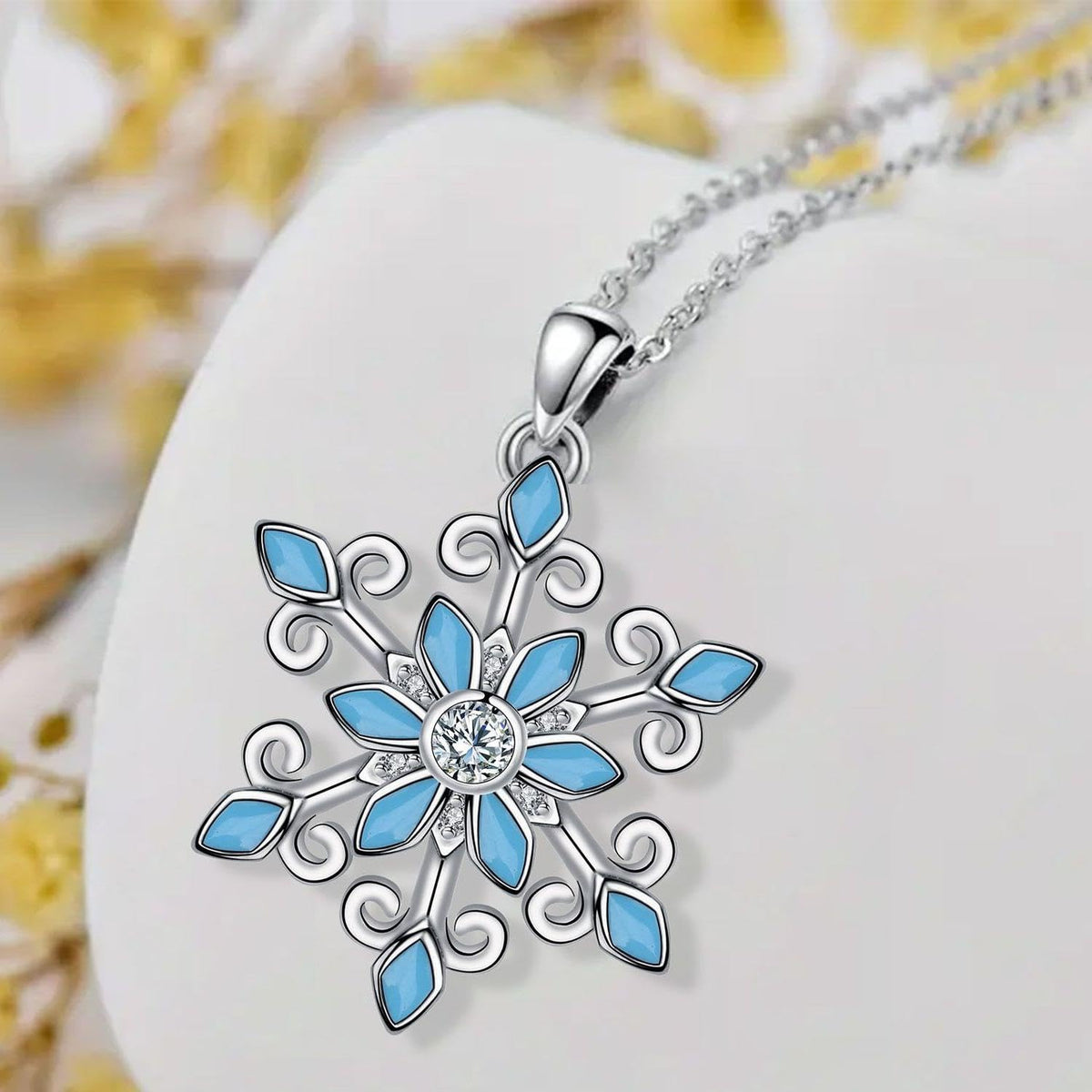 XYPHIELLE Collar de Copo de Nieve para Mujer, Dije de Circonitas Brillante, Collar de Plata, Regalo de Navidad para Novia Esposa Mamá