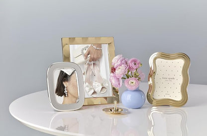 KATE SPADE Gold South Street - Marco ondulado (12,7 x 17,7 cm), color dorado
