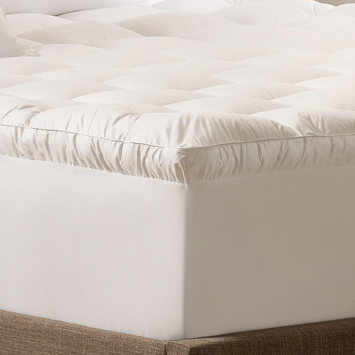 Serta Down Illusion - Protector de colchón para Cama King, Color Blanco