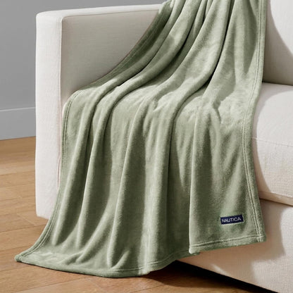 Nautica - Manta de Forro Polar de Felpa Suave, Ideal para Cama o sofá, Certificado Oeko-Tex (Verde sólido)