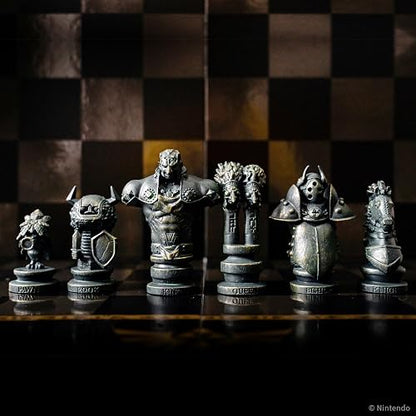 The Legend of Zelda Collector's Chess Set, Juego de Estrategia Link vs. Ganondorf, 32 Piezas Personalizadas de héroe y Villano, Juego de Mesa clásico para fanáticos de Zelda, con Licencia Oficial de