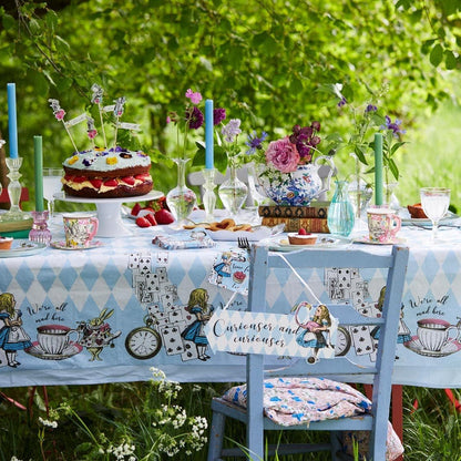 Talking Tables Decoración de Fiesta Alicia en el País de las Maravillas | Para 16 invitados, , platos, servilletas, tazas, mantel