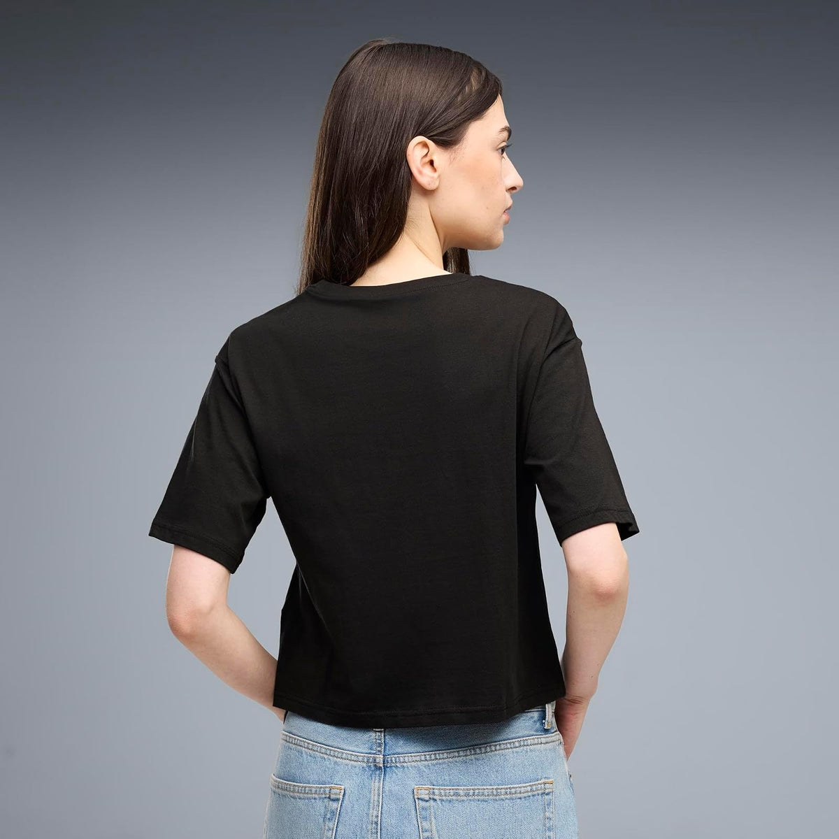 PUMA ESS Cropped No. 1 Logo Relaxed tee