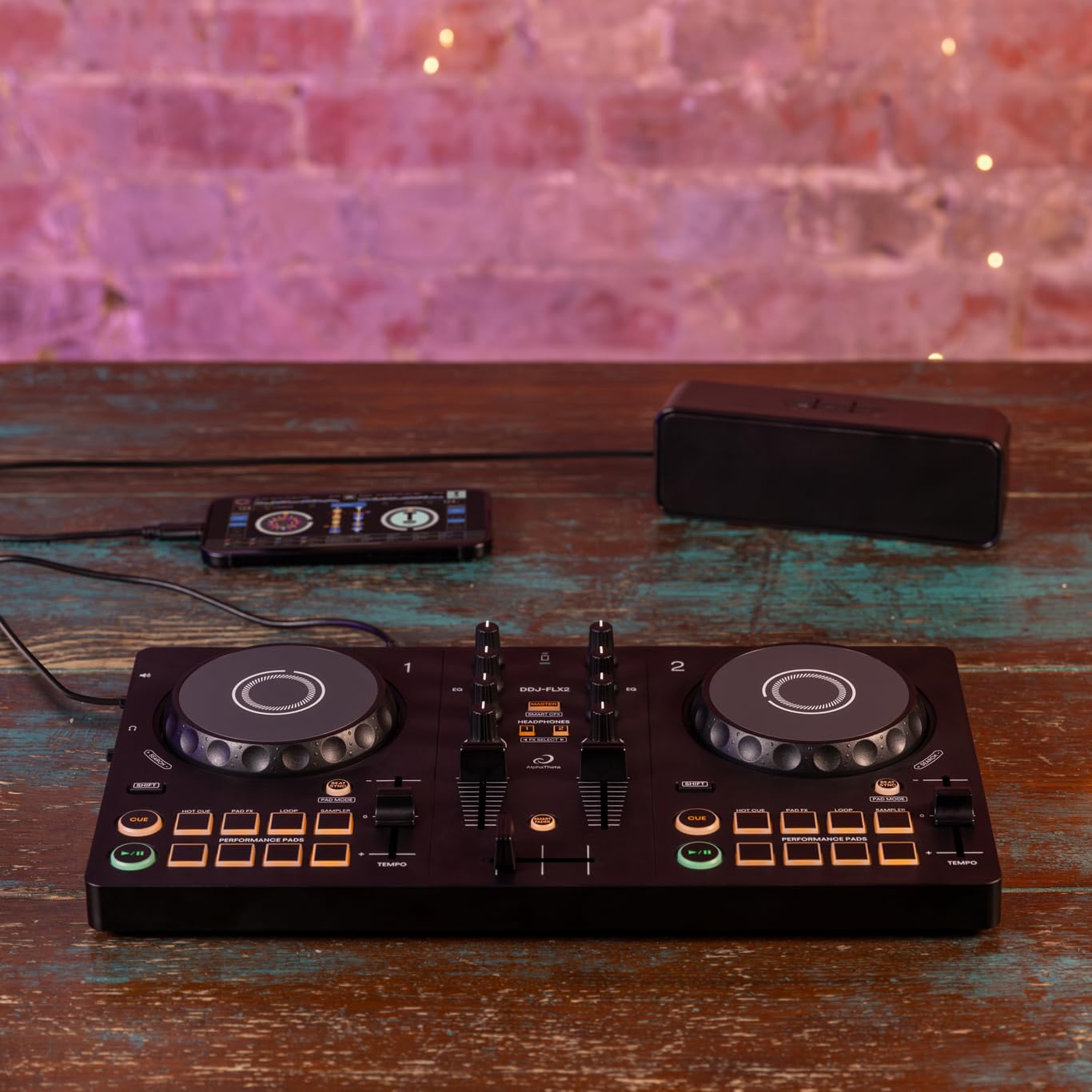 Controlador Pioneer DJ AlphaTheta Driver DJ Compacto de 2 Canales Modelo DDJ-FLX2