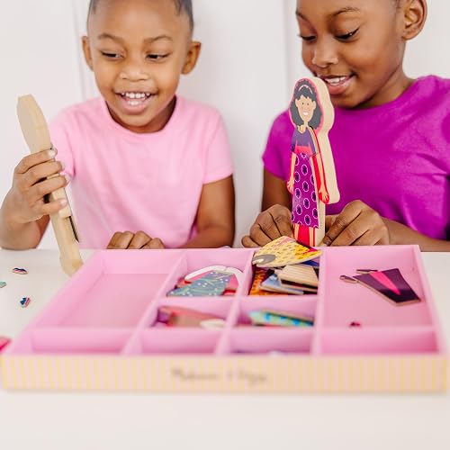 Melissa & Doug Abby y Emma, Muñecas Magnéticas de Vestir, Juguete de Madera, Juego de Imitación, 2 Sets de Juego en Uno (Más de 55 Piezas)