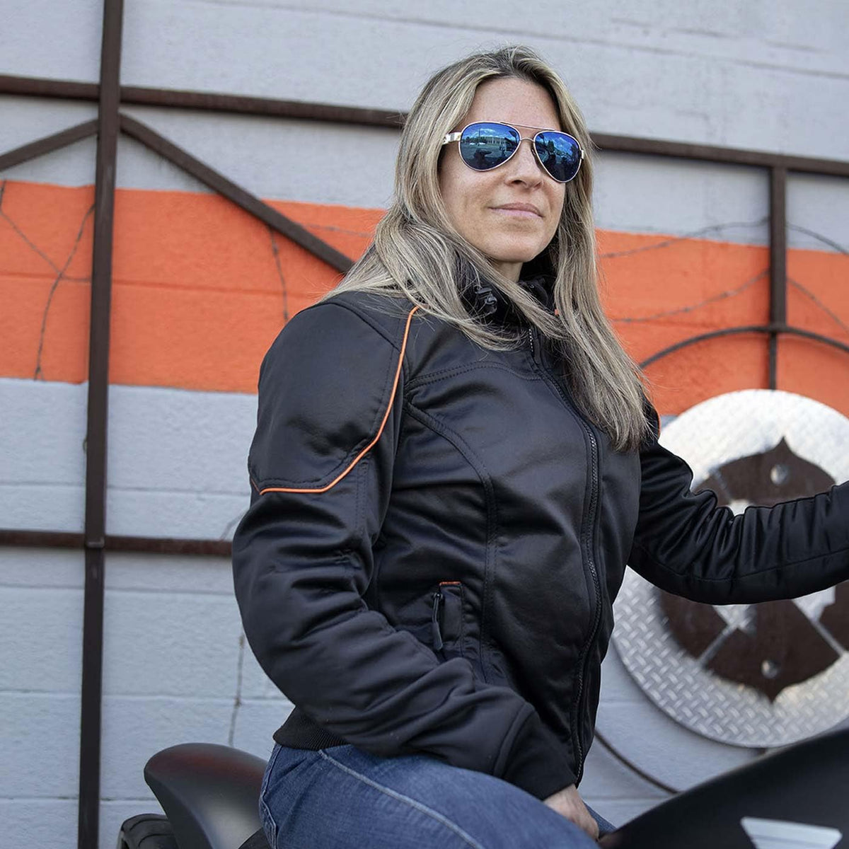 Milwaukee Performance - Chaqueta para mujer (negro, SM)