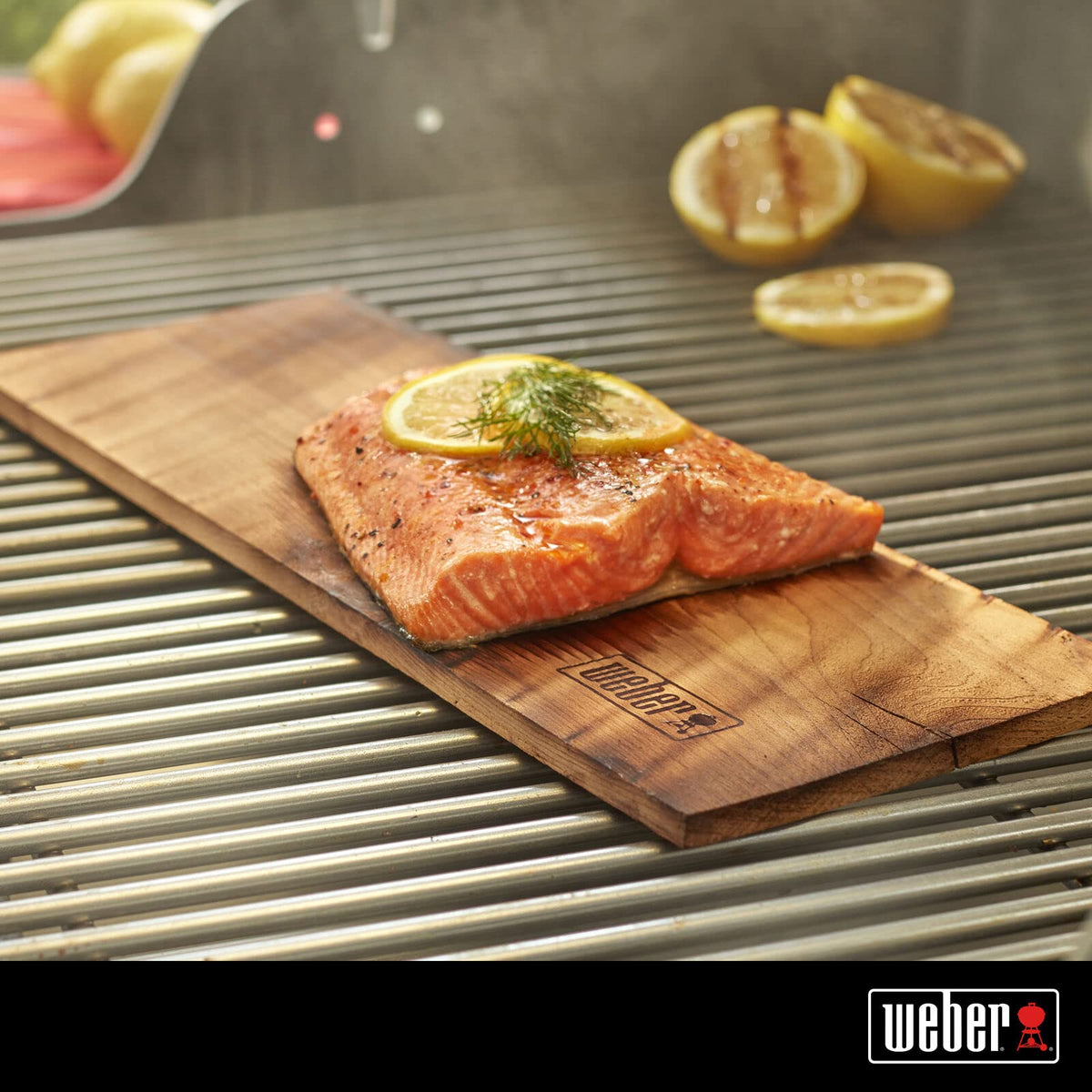 Weber Holzplanke, Zedernholz, 2 Stk. 17302 - Ideal para R uchern de Filepiezaen. 30x15 cm.
