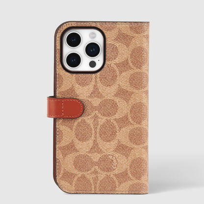 Coach Signature - Funda de Lona Desmontable de Dos Piezas para iPhone 15 Pro MAX, Compatible con Carga inalámbrica, Color café