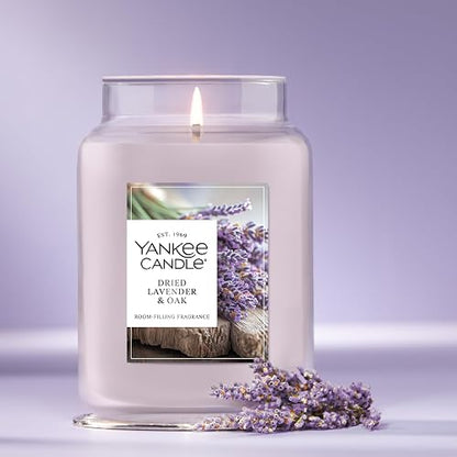 Yankee Candle - Vela perfumada de lavanda y roble, tarro grande de 22 onzas con hasta 150 horas de tiempo de combustión, regalo, cumpleaños