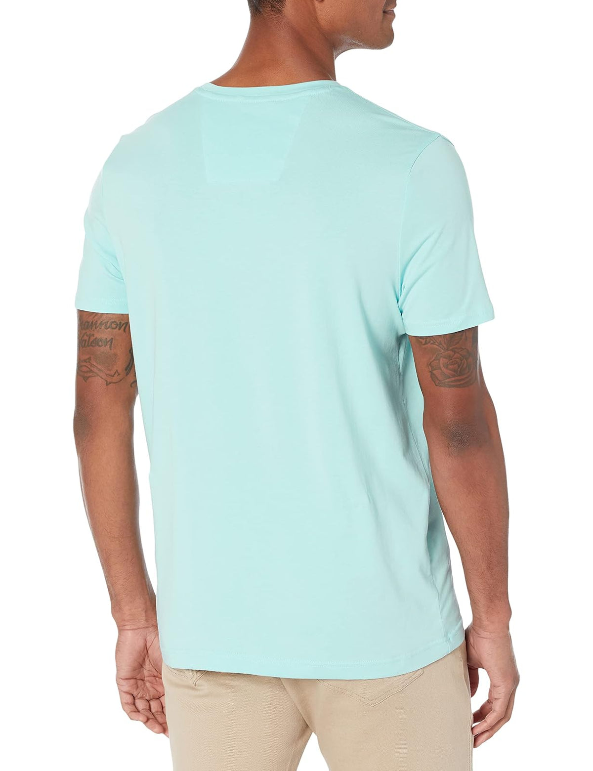 Nautica Playera de Manga Corta con Cuello en V y Ajuste Entallado. Camiseta para Hombre