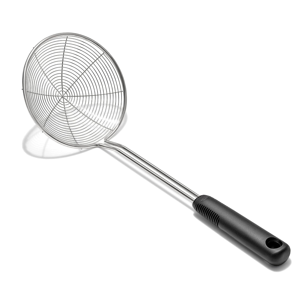 OXO Good Grips - Cuchara de araña de acero inoxidable y escurridor, color negro