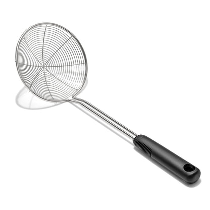 OXO Good Grips - Cuchara de araña de acero inoxidable y escurridor, color negro
