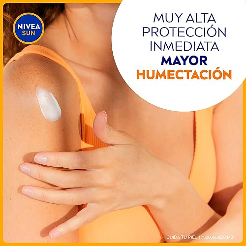 Protector Solar Corporal NIVEA SUN Protección E Hidratación Fps30+ 200Ml, Con Vitamina C Y Ácido Hialurónico,
