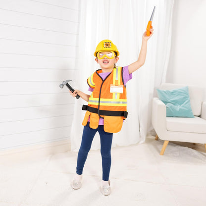 Melissa & Doug Disfraz De Obrero De La Construcción | 6 piezas, construcción de juego de simulación, chaleco, sombrero duro, herramientas para niños, cinturón, sierra, martillo