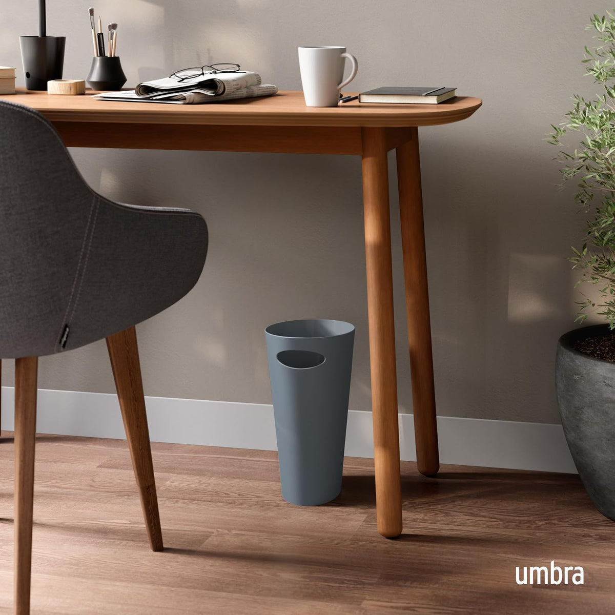 Umbra Skinny Bote de Basura, Azul pizarra
