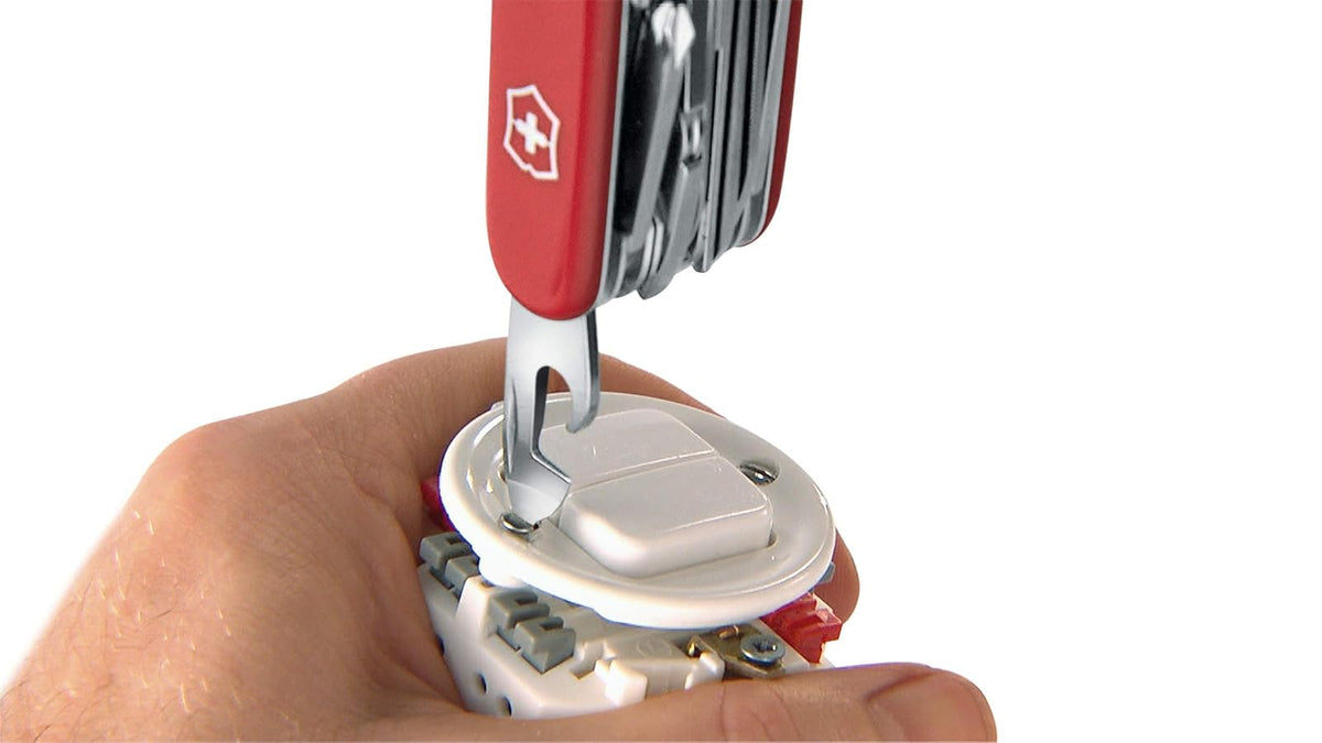 Victorinox Signature Lite con Luz Led, Rojo Transparente, 7 Usos