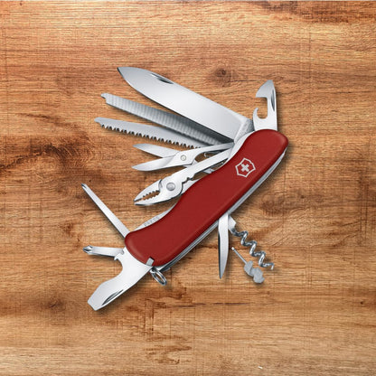 Victorinox Workchamp, Color Rojo, 111 mm, 21 Usos | Herramienta plegable resistente de 4.4 pulgadas con sierra de madera, lima de metal, alicates y tijeras. Escalas de poliamida
