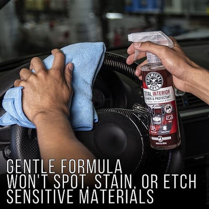 Chemical Guys Limpiador y Protector Total de Interiores (Seguro en Salpicadero, Cuero, Vinilo, Plásticos, Tapicerías, Cristales, Telas y Más), 473ml, Aroma Cereza Negra