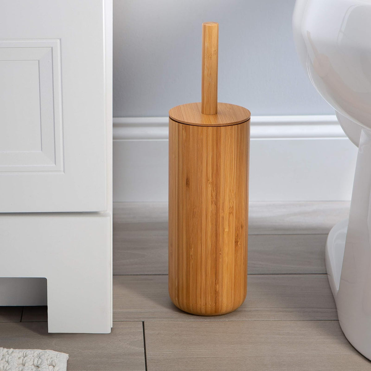 Bath Bliss - Colección de bambú Natural, tazón, Accesorios a Juego para Decorar tu baño, Cepillo para Polvo de Inodoro Redondo Alto