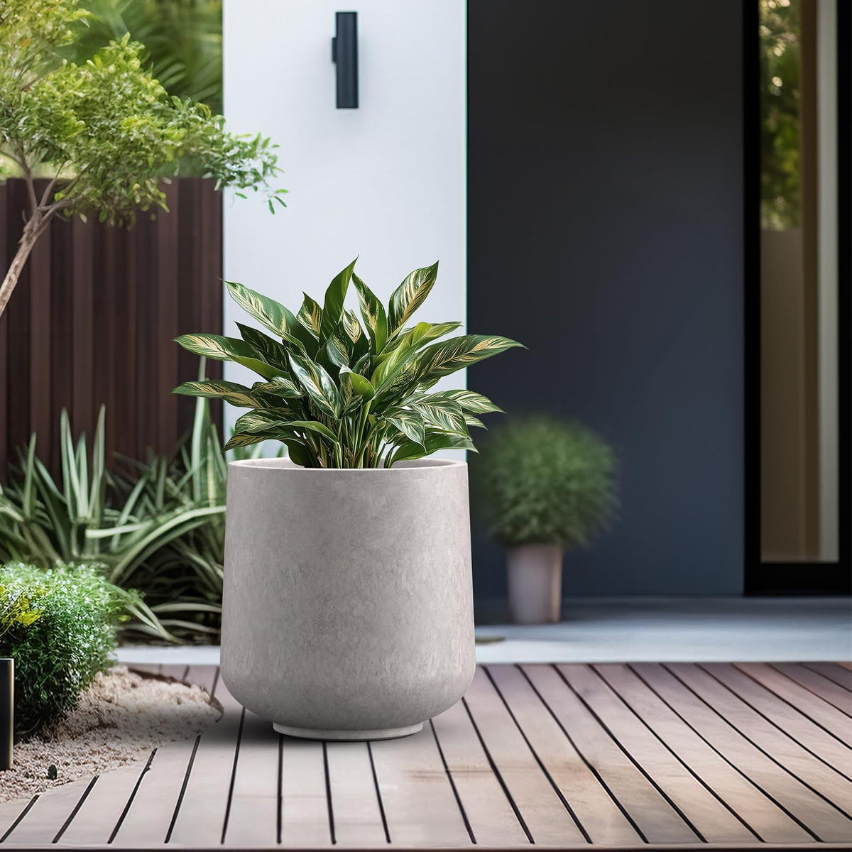 Kante - Macetero Redondo de hormigón de 15.3 Pulgadas de diámetro, para Interiores y Exteriores, con Orificio de Drenaje y tapón de Goma para el hogar, jardín, Patio, Gris Claro