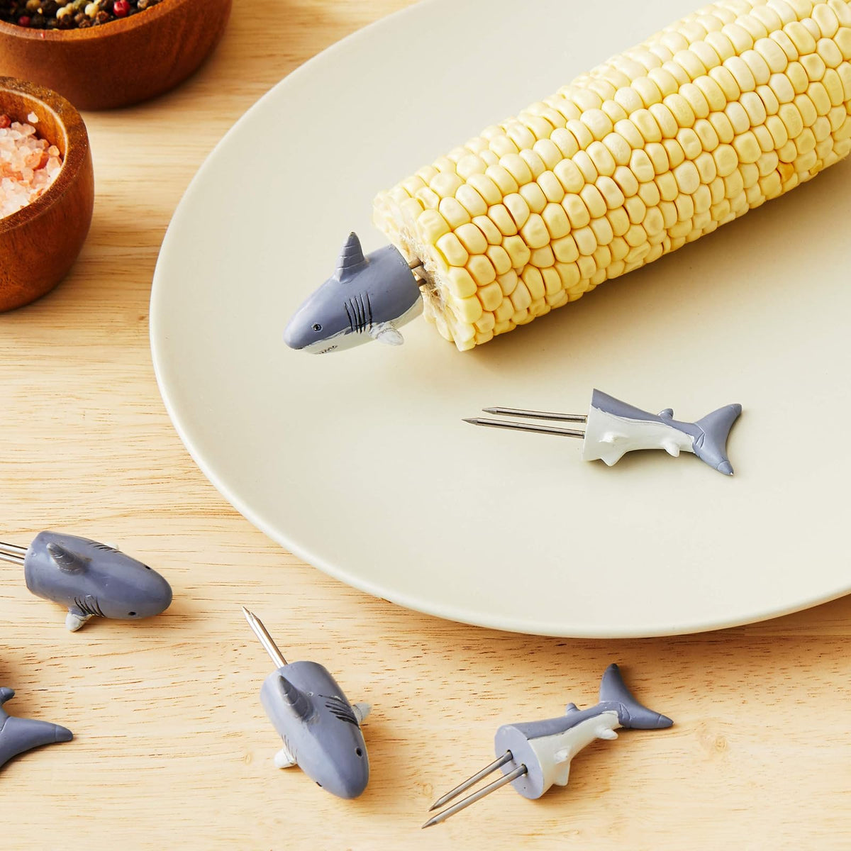 Outset 76168 Shark Corn Holders