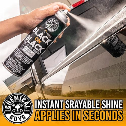 Chemical Guys Black on Black Acondicionador y Protector Exterior en Aerosol para Acabados Negros, 11 oz