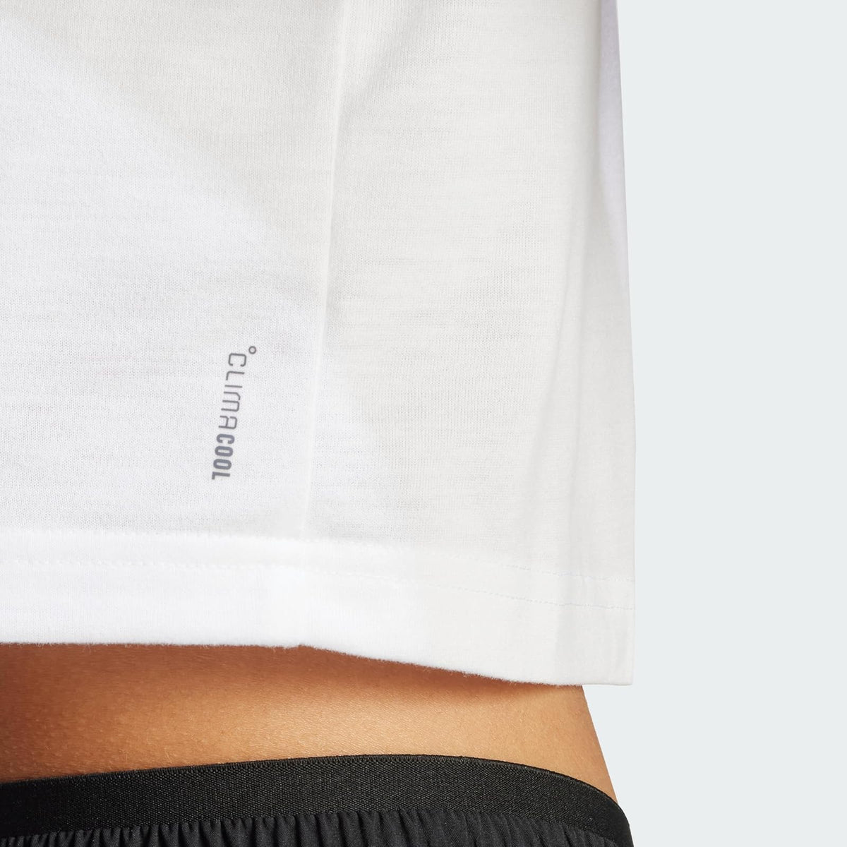adidas Essentials Playera Manga Corta Mujer