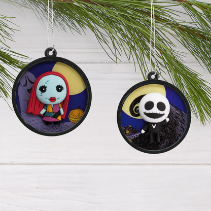 Hallmark Disney Tim Burton's The Nightmare Before Christmas Scenes Mini Adornos de Navidad, irrompibles, Juego de 4