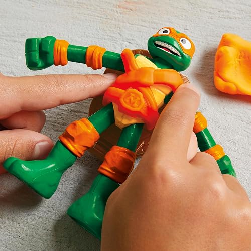 Play-Doh Hasbro Tortugas Ninjas Horno Lanzapizzas - Kit de Manualidades con 1 Figura, Horno para Pizza, Accesorios y 4 Latas niños y niñas a Partir de 4 años