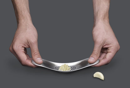 Prensador de ajos de acero Garlic Rocker