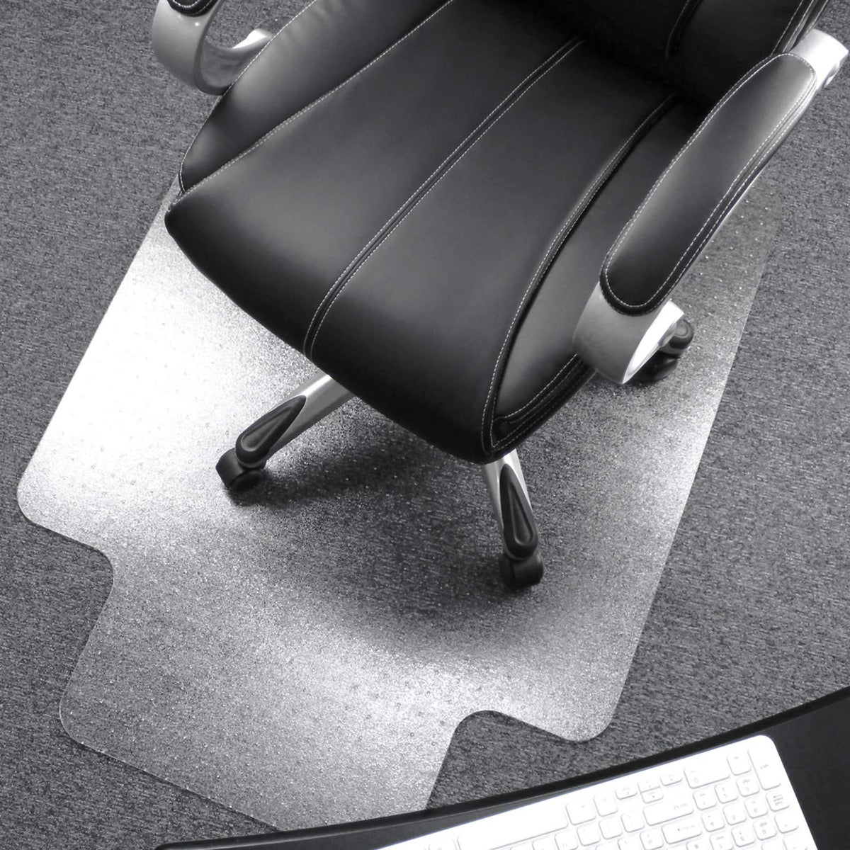 Floortex Ultimat Polycarbonate Chair Mat for Plush Pile Carpets Over 1/2-Inch Thick, 47 x 35 Inches, Clear, Rectangular with Lip (118927LR)