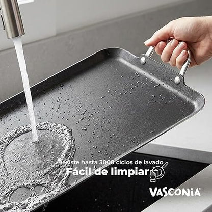Vasconia | Plancha Doble Lisa Esencial Aluminio Antiadherente Negro 54x29cm | Doble quemador, Cocción uniforme, Recubrimiento interior, Fácil limpieza, Uso diario, Gran capacidad, Libre de PFOA