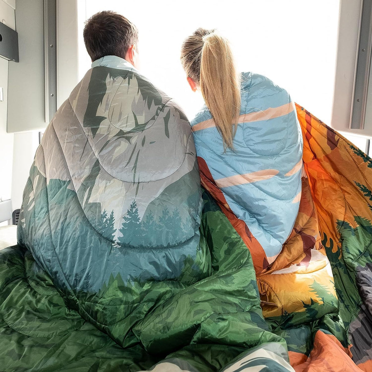 KingCamp Manta de Camping, Manta Portátil Alternativa al Plumón con Botones y Laços para Usarla, Impermeable y Cálida, Ideal para Viajes, Senderismo y Eventos al Aire Libre