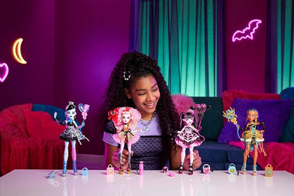 Monster High Cumpleaños Draculaura 1600 Muñeca Frankie Stein con Accesorios para Niñas De 4 Años En Adelante