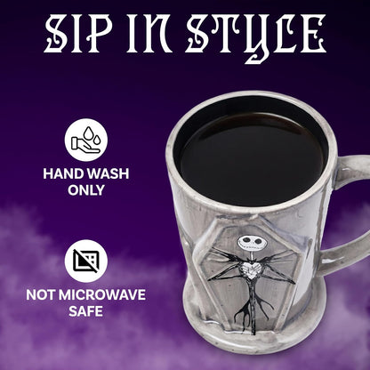 Silver Buffalo Disney Tim Burton Nightmare Before Christmas Tombstones con Jack Skellington y Zero Taza de cerámica esculpida 3D, 18 onzas
