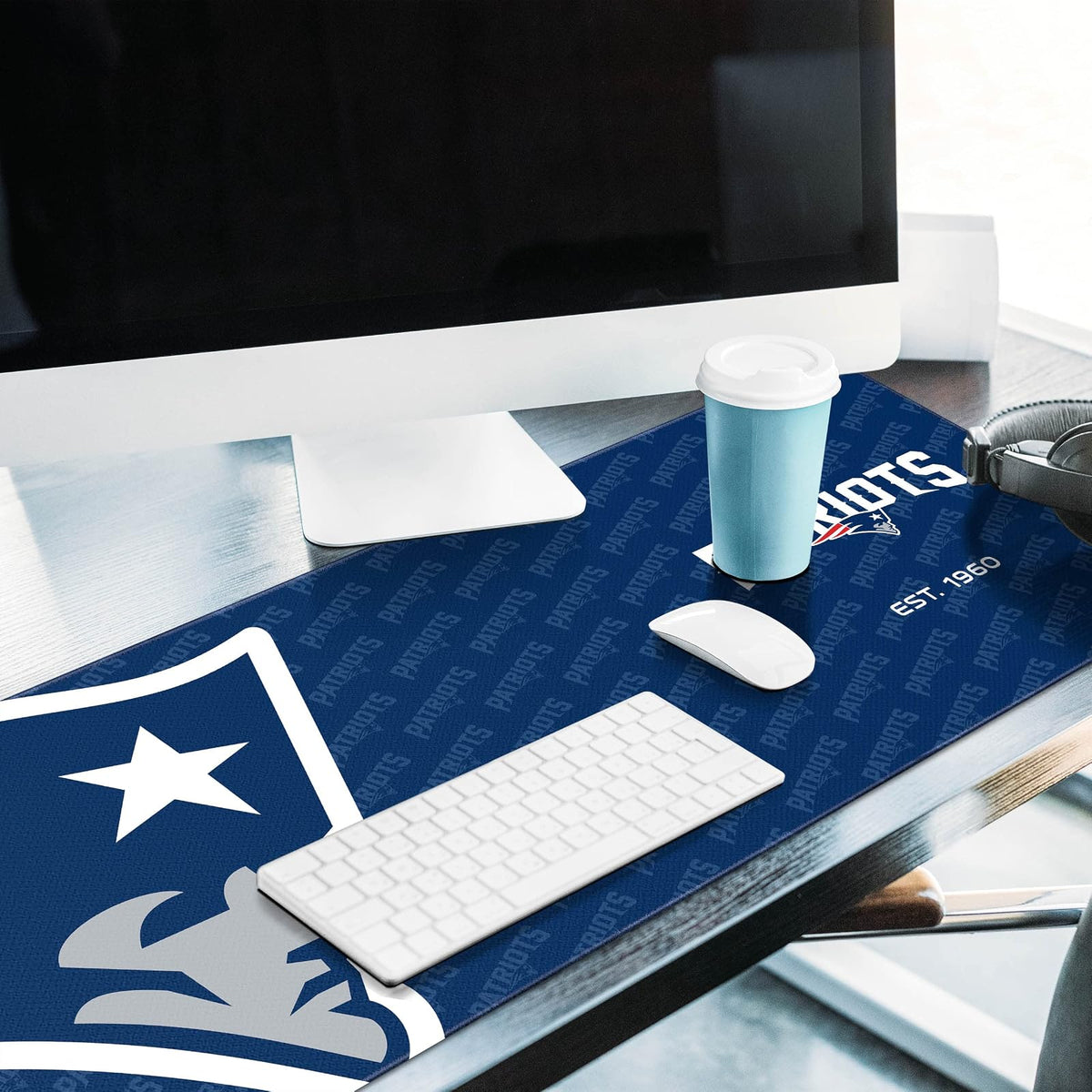 YouTheFan NFL New England Patriots Logo Series Desk Pad SMU