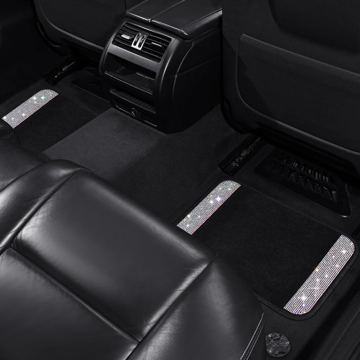 VarCozy - Alfombrillas de piso de diamantes de imitación para automóviles, alfombrillas de vidrio brillante con almohadilla antideslizante para el talón para mujer, 4 alfombrillas universales de diamante brillante para SUV, sedán, multicolor