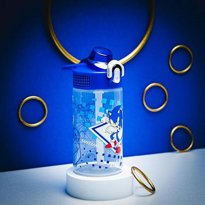 Zak Designs Sonic the Hedgehog - Botella de agua de salvia para la escuela o los viajes, botella de agua de plástico duradera de 16 onzas con popote, mango y a prueba de fugas, cubierta de boquilla