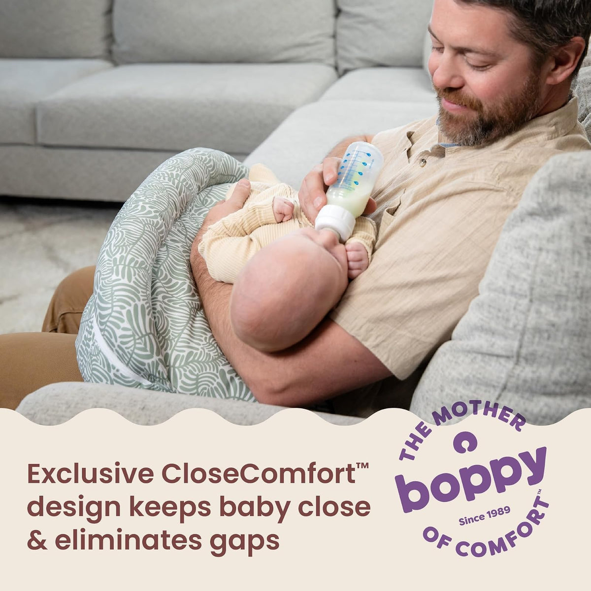 Boppy - Almohada de Lactancia Completa, Almohada ergonómica para Lactancia Materna y biberón, con cinturón extraíble, diseño sin Huecos, diseño CloseComfort, Soporte de posicionamiento de Longitud