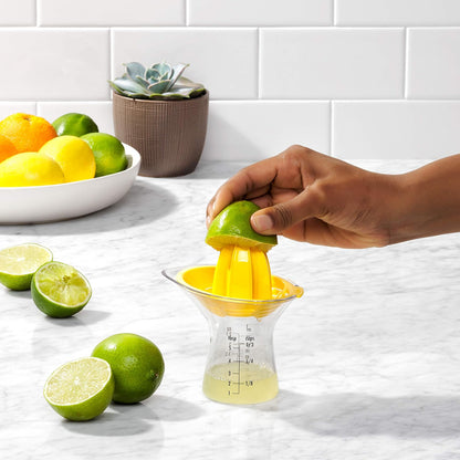 Oxo 11155800 Exprimidor Cítrico con Medición, Amarillo