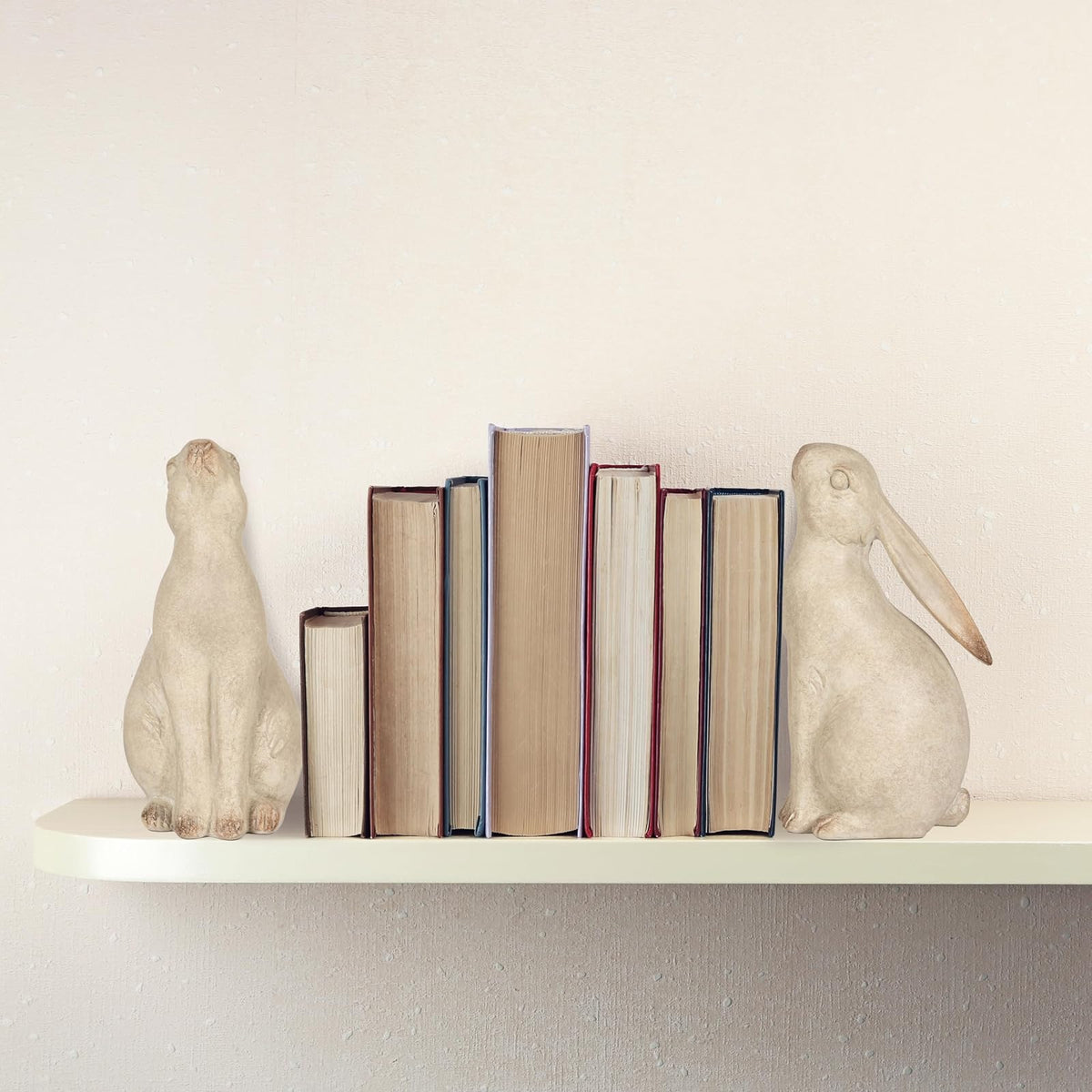 Creative Co-Op - Sujetalibros Decorativos de Resina de Conejo, Color Gris