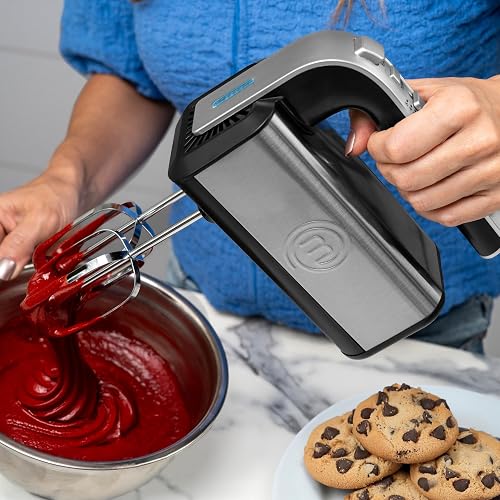 Hukën x MasterChef | Batidora de Mano MIX+ 300W | 5 Velocidades + Función Turbo | Tecnología Turbo Mix | Acero Inoxidable | Botón Expulsor | Luz LED de Encendido | 2 Batidores + 2 Ganchos para Amasar