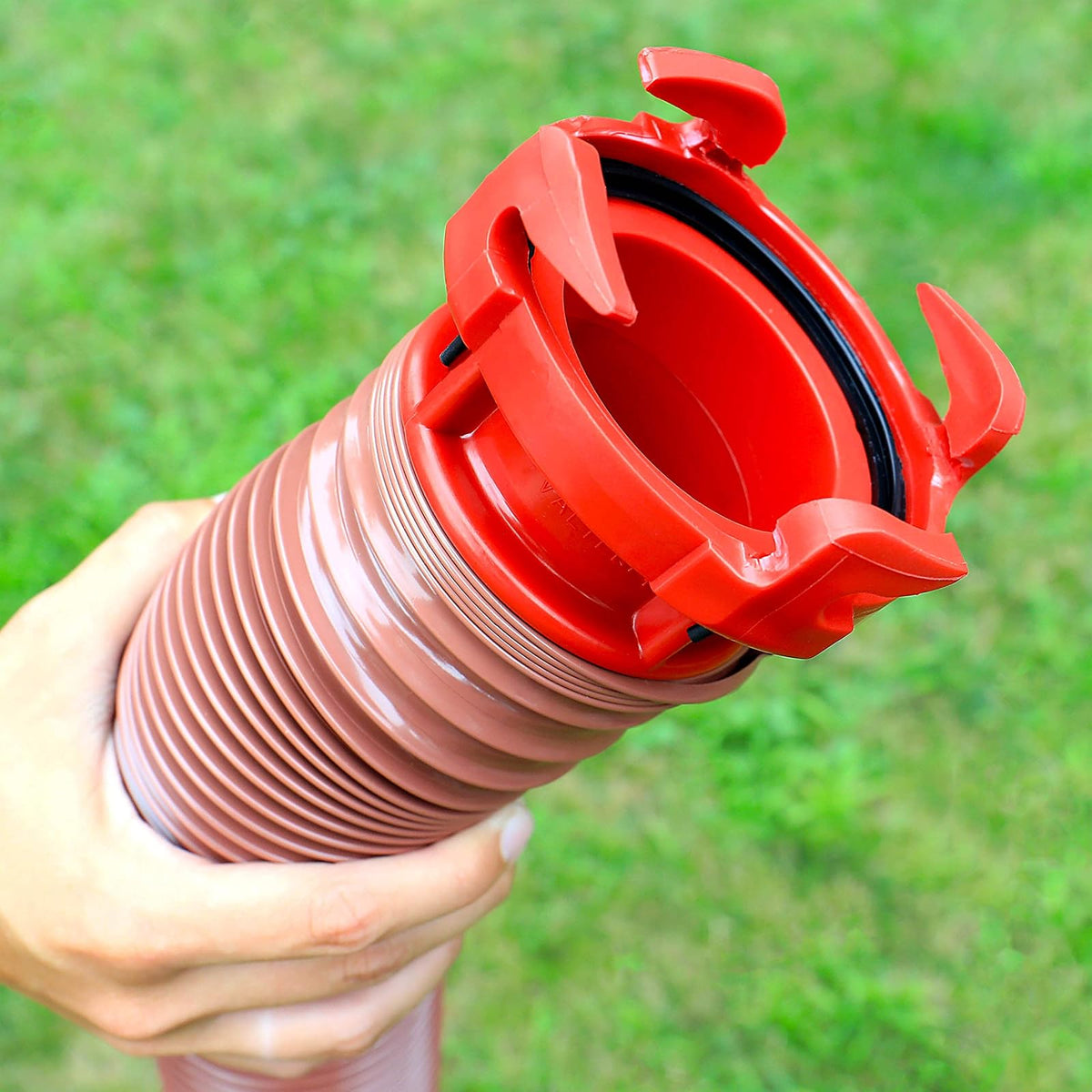 Valterra F02-3101 - Adaptador de válvula de Acoplamiento EZ para Manguera de Drenaje de RV, Color Rojo