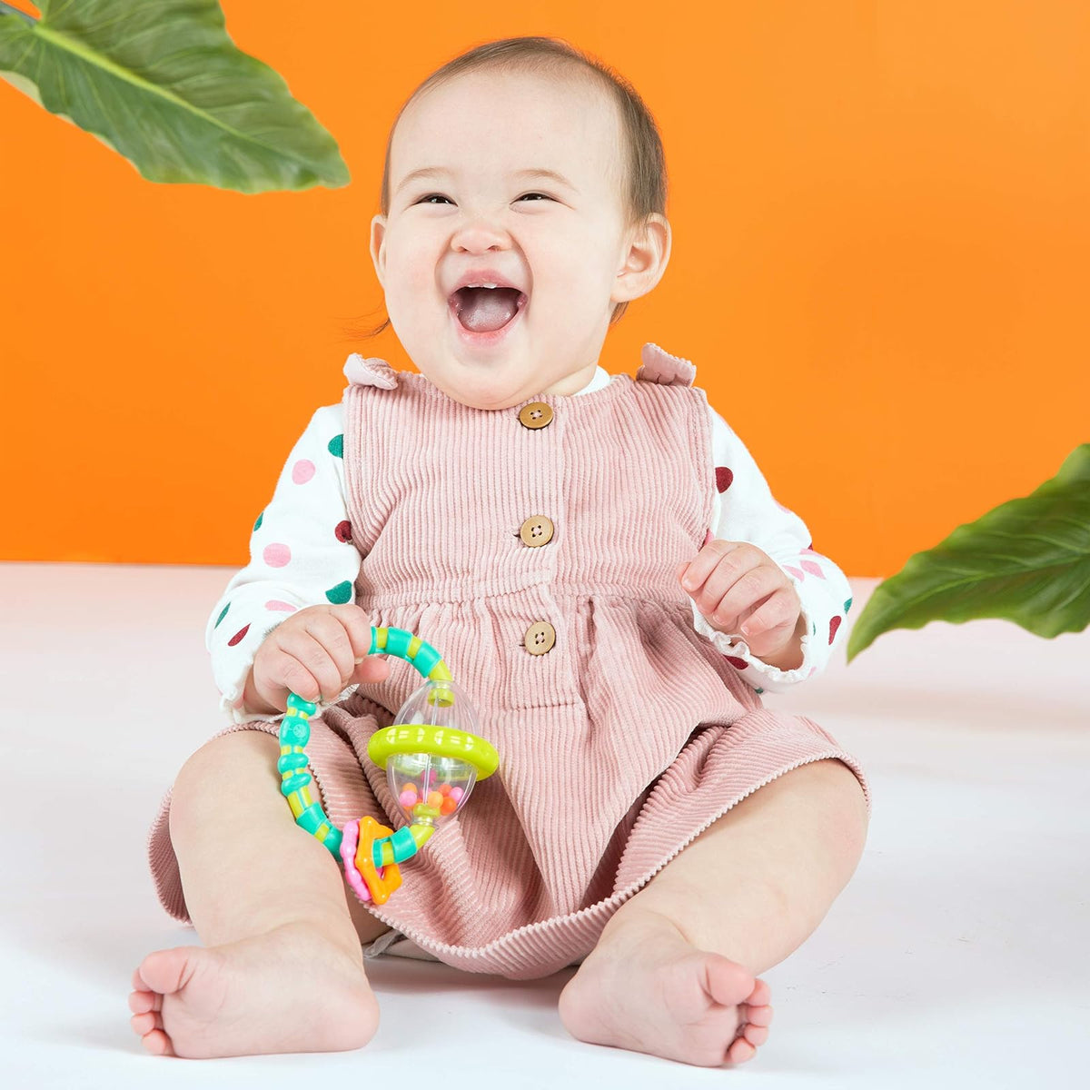 Bright Starts Soothers & Shakers - Set de juguetes para regalo de 7 piezas, sonajeros sin BPA, mordederas y pelotas, unisex, para bebé a partir de 3 meses